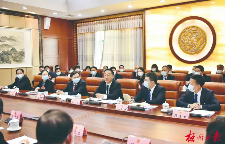 順流而下立潮頭，溯流而進(jìn)爭上游！劉寧參加梧州市代表團(tuán)審議