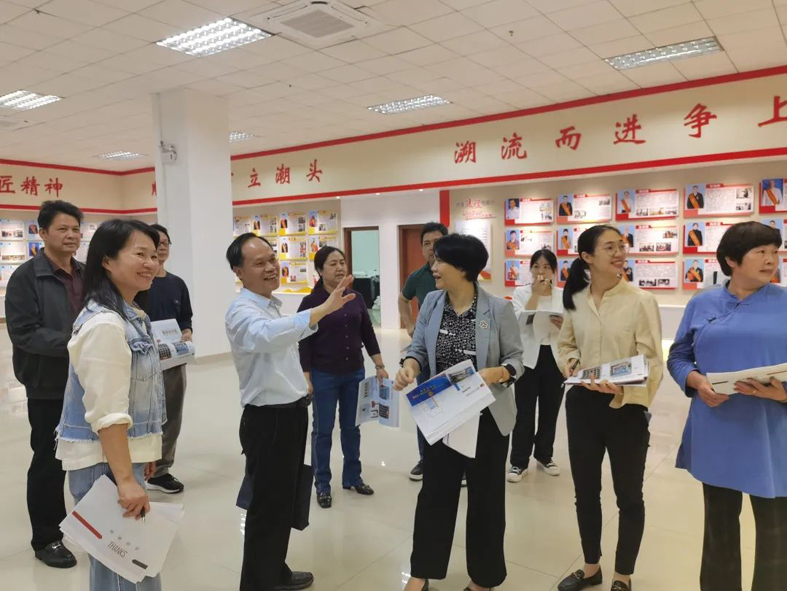 梧欽兩地工會召開六堡茶、坭興陶勞模工匠 聯(lián)盟創(chuàng)新成果展籌備交流會