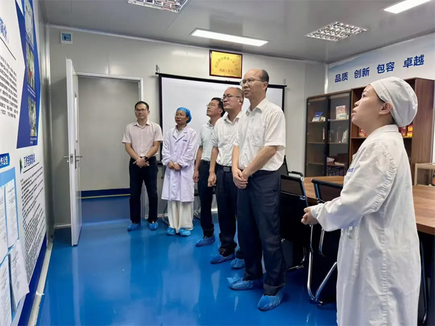 梧州市總工會(huì)開(kāi)展專(zhuān)題調(diào)研 推進(jìn)企業(yè)工會(huì)規(guī)范化建設(shè)