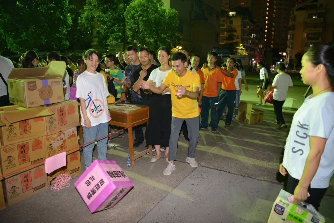 梧州郵政公司工會開展迎中秋、國慶趣味活動