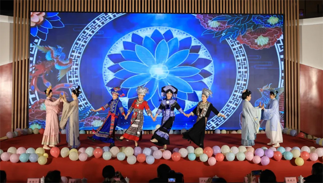 “三八”國(guó)際婦女節(jié)期間，我市各級(jí)工會(huì)舉辦系列慶?；顒?dòng)