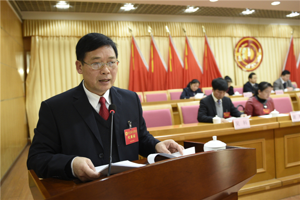 切實(shí)增強(qiáng)政治性、先進(jìn)性、群眾性組織動(dòng)員全市職工圍繞我市“三個(gè)實(shí)現(xiàn)”目標(biāo)建功立業(yè)